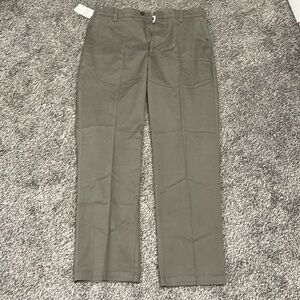 Men’s Dockers Pants 33x32 Brown NWT